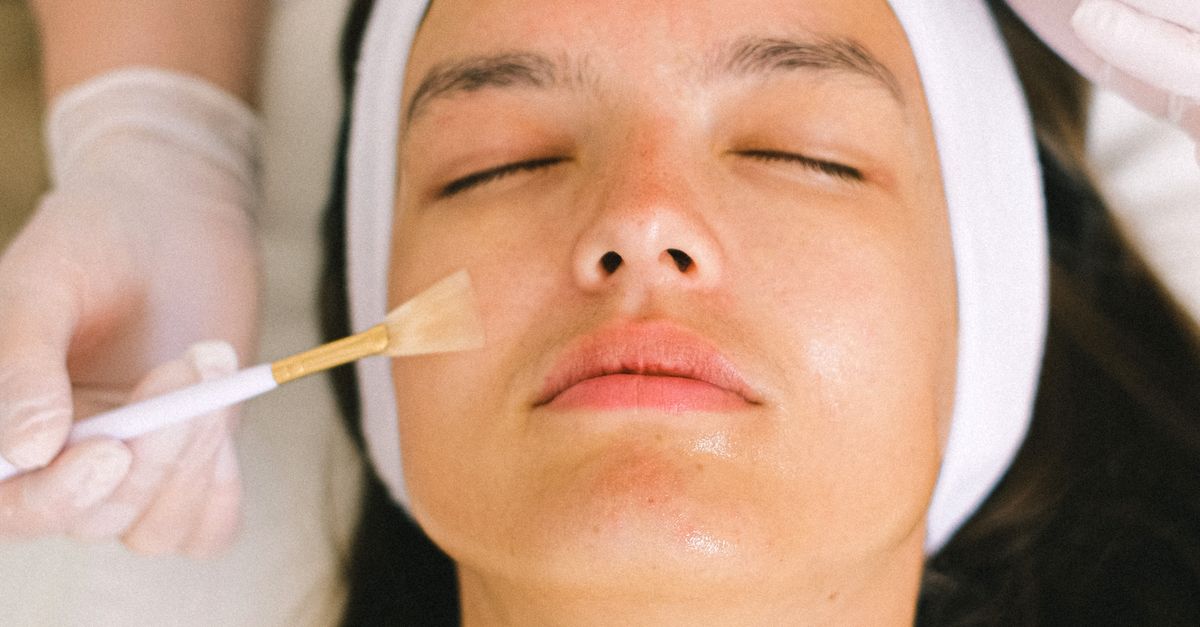Ingredients to Avoid in Acne Treatment Products