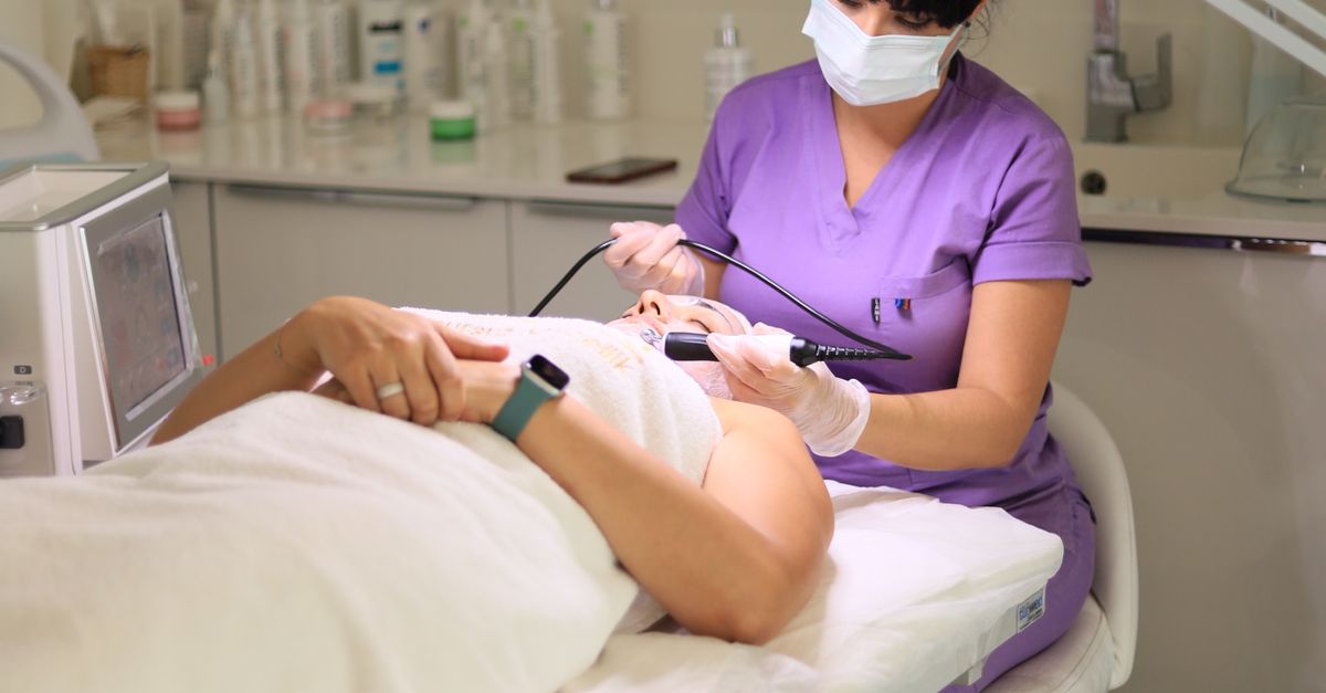 The Role of Technology in Modern Laser Skin Resurfacing Techniques